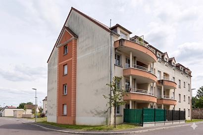 Nettoyage façade immeuble avant — Blois Val de Loire