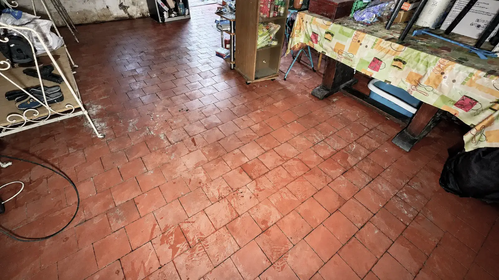 Pièce de vie après l’intervention : Nettoyage extrême Diogène dans une maison à Blois